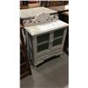 Image 1 : Small cabinet