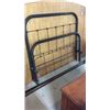 Image 1 : Metal Twin Bed Frame