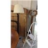 Image 1 : Floor Lamp
