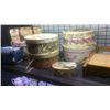 Image 1 : Lot of hat boxes