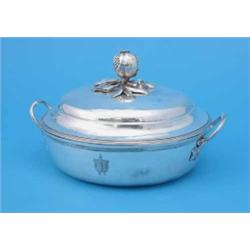 A Louis XVI silver ecuelle, with poppy head knop and twin leaf scroll handles, Paris 1779 3902 ma...