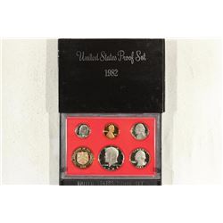1982 US PROOF SET (WITH BOX)