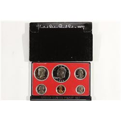 1977 US PROOF SET (WITH BOX)