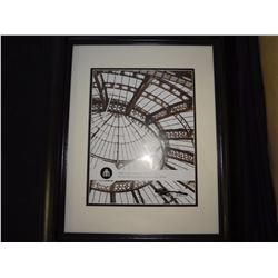 14 in x 18 in Picture Frame