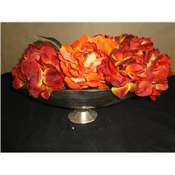 Canoe Shaped Vase Retail Value of 50$