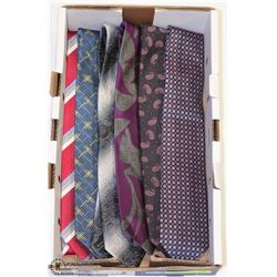 LOT OF 6 DESIGNER NECKTIES. CLOTHING