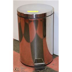 STAINLESS STEEL GARBAGE CAN WITH FOOT