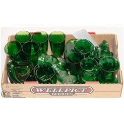 13) ASSORTMENT OF EMERALD GREEN DEPRESSION GLASS