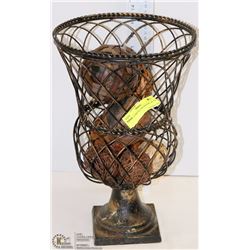 14" CAST METAL SHOWHOME DÉCOR PIECE