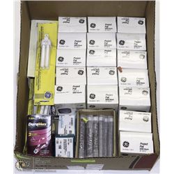 BOX OF ASSORTED LIGHTBULBS