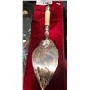 Image 1 : ORNATE SILVER PLATE CAKE SERVER IN ORIGINAL BOX