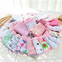 100% Cotton Girls Underwear. Age: 2-3. 10pcs/lot Random Color.