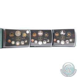 1998, 1999, & 2000 Canada Proof Double Dollar Sets. Please note outer boxes are not included and coi