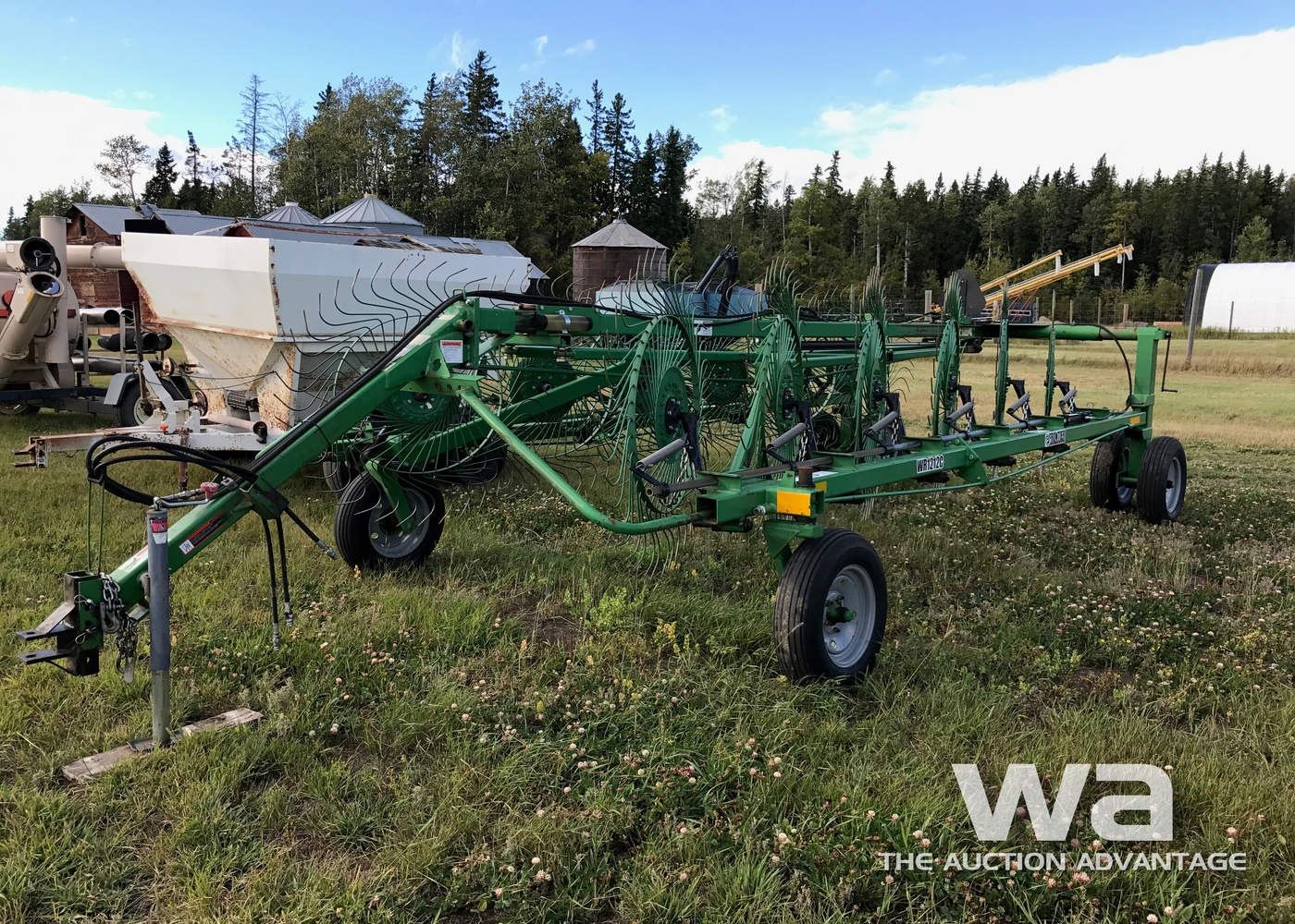 FRONTIER WR1212C V-HAY RAKE - Weaver Bros. Auctions Ltd.