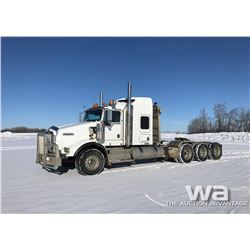 2011 KENWORTH T800 TRI-DRIVE TRUCK