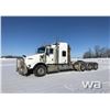Image 1 : 2011 KENWORTH T800 TRI-DRIVE TRUCK