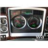Image 7 : 2011 KENWORTH T800 TRI-DRIVE TRUCK