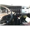 Image 7 : 2008 KENWORTH T800 T/A TRUCK