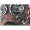 Image 7 : 2001 IHC EAGLE 9900 T/A TRUCK