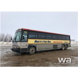 1999 MCI 43 PASSENGER BUS
