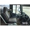 Image 5 : 1999 MCI 43 PASSENGER BUS