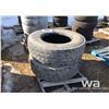 Image 1 : (2) 385/65R22.5 TRUCK STEERING TIRES