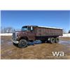 Image 1 : 1980 FORD 800 T/A GRAIN TRUCK