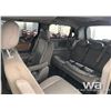 Image 8 : 2010 CHRYSLER TOWN & COUNTRY VAN