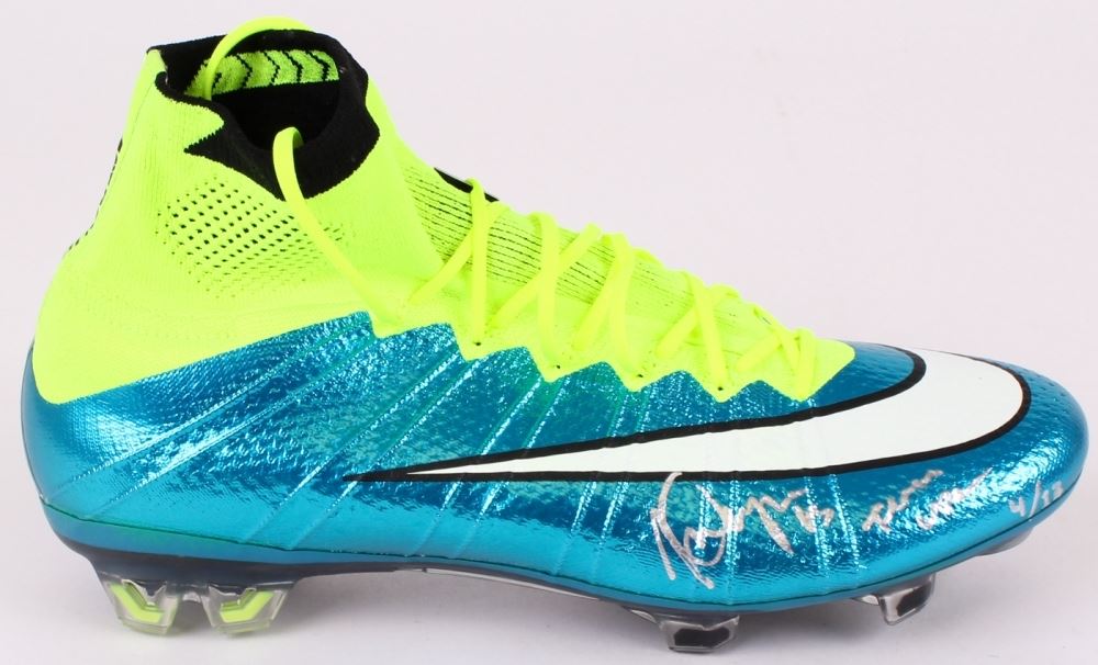 alex morgan soccer cleats