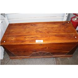 WOOD STORAGE TRUNK