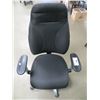 Image 1 : BLACK MESH SWIVEL OFFICE CHAIR
