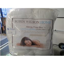 ROBIN WILSON ALLERGY FREE KING COMFORTER