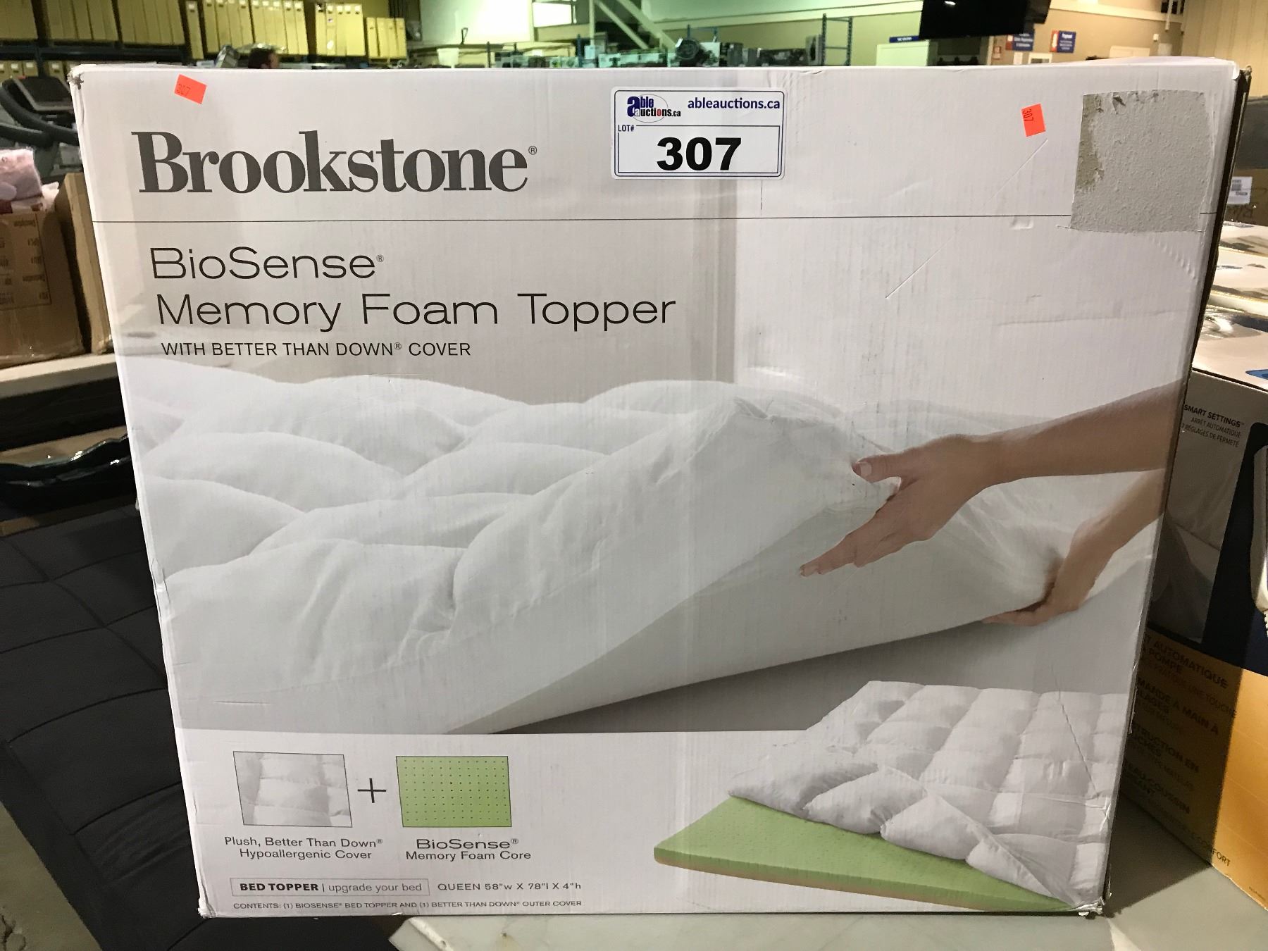 BROOKSTONE BIOSENSE MEMORY FOAM QUEEN SIZE  BROOKSTONE BIOSENSE MEMORY FOAM QUEEN SIZE