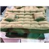 Image 2 : BROWN FABRIC FUTON COUCH WITH 2 THROW PILLOWS