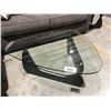 Image 2 : 3 PCS CONTEMPORARY GLASS TOP COFFEE & END TABLE SET