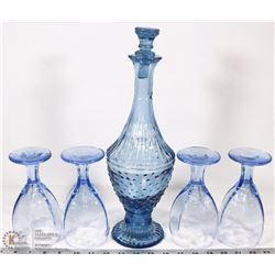 GLASS CARAFE W/ 4 MATCHING GOBLETS.