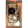 Image 1 : BOX OF HOUSEHOLD ITEMS