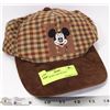 Image 1 : PLAID MICKEY MOUSE HAT.
