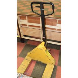 HANDJACK 2500KG CAPACITY.
