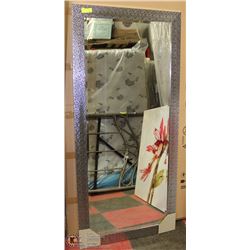 SHOWHOME SILVER MOSAIC FRAMED MIRROR