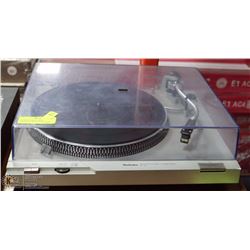 TECHNICS DIRECT DRIVE TURNTABLE WITH DUSTCOVER