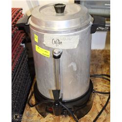 WESTBEND ELECTRIC COFFEE WARMER