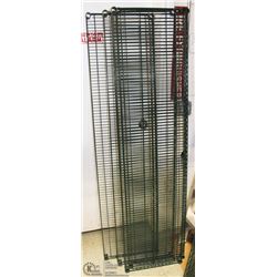 4 GREEN METRO SHELVES