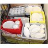 Image 1 : PALLET OF MANY ASSORTED PROCELAIN/CERAMIC SERVING