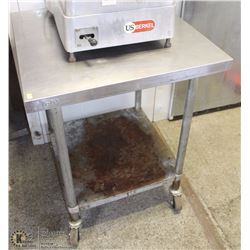 30"X30" 2-TIER STAINLESS STEEL TABLE ON CASTORS