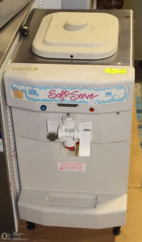 TAYLOR LITTLESOFTY SOFTSERVE ICECREAM MACHINE