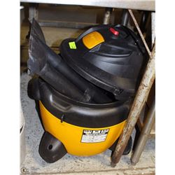 16 GALLON SHOP VAC WITH HOSE AND WANDS