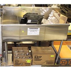 3 WELL STAINLESS STEEL COMMERCIAL SINK 48"X24"