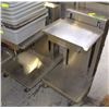 Image 1 : 2 TRAY LIFTERS