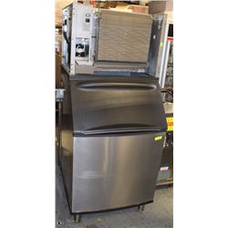 ICE MAKER MACHINE 30X33X70